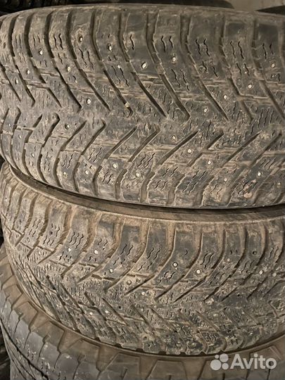 Nokian Tyres Hakkapeliitta 8 215/65 R16