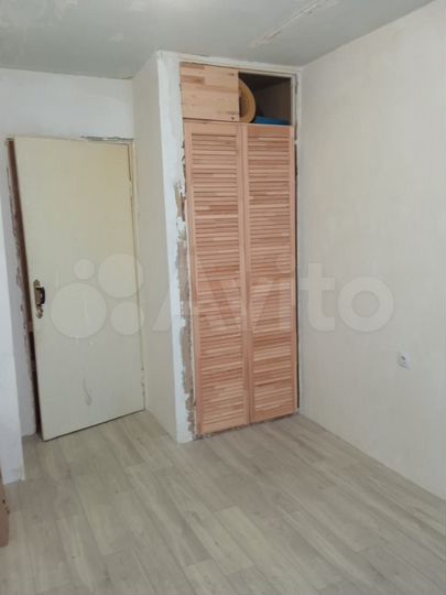 3-к. квартира, 58 м², 5/5 эт.