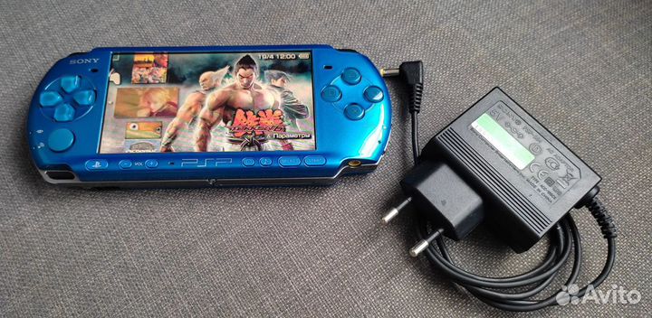 Sony PSP 3008 slim + игры