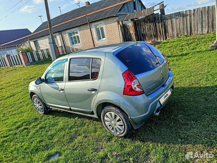 Renault Sandero 1.6 МТ, 2011, 260 000 км