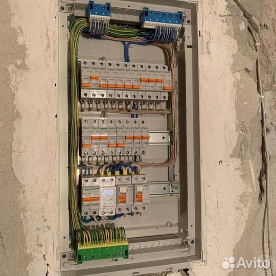 Сборка электрощитков