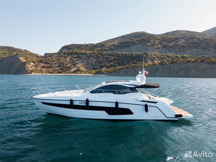 Моторная яхта Azimut Atlantis 45, 2021 флаг РФ
