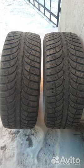 GT Radial Champiro IcePro 225/60 R17