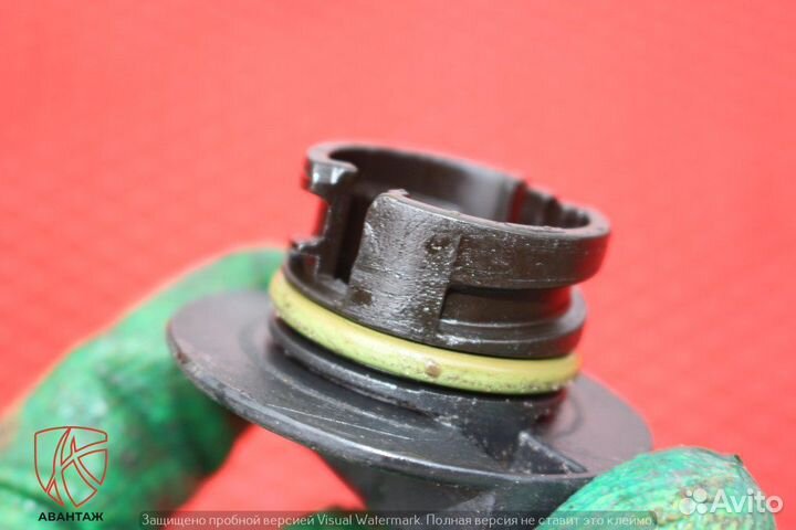 Крышка маслозаливной горловины Ford Focus 2