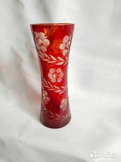Ваза Красное Рубиновое Стекло СССР Ручная Резьба