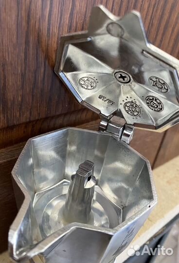 Гейзерная кофеварка bialetti