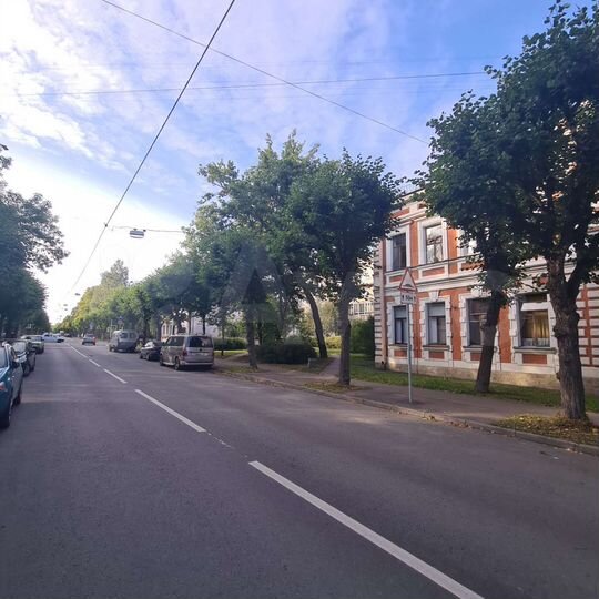 2-к. квартира, 66,4 м², 2/2 эт.