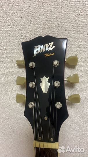 Электрогитара