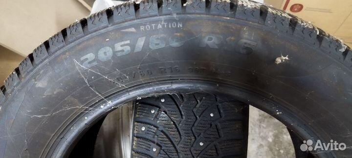 Pirelli Formula Ice 205/60 R16