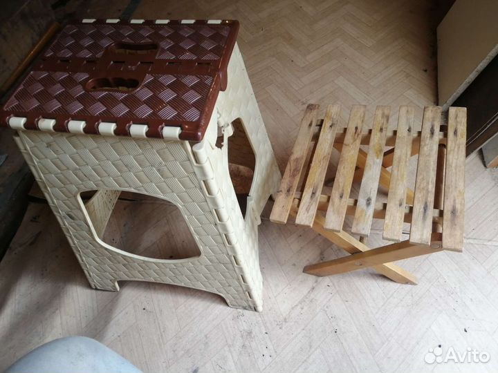 Табурет складной деревянный