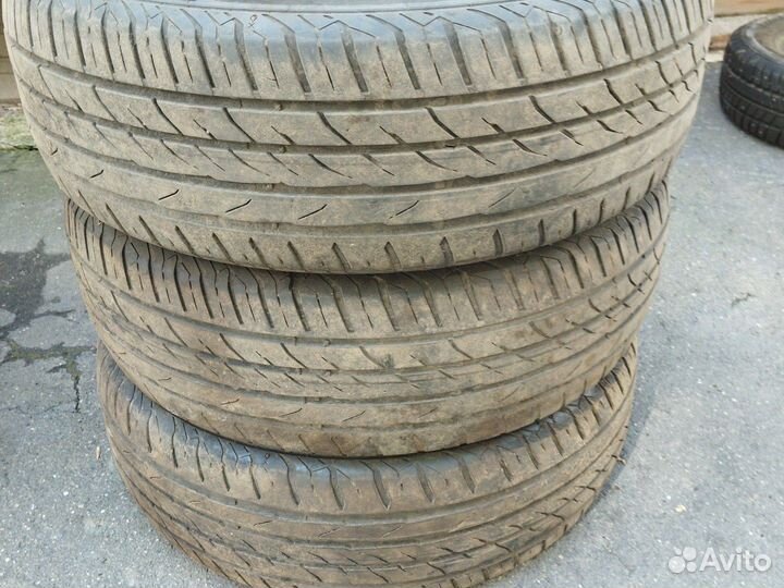 Accelera 651 2.25/60 R16 19B