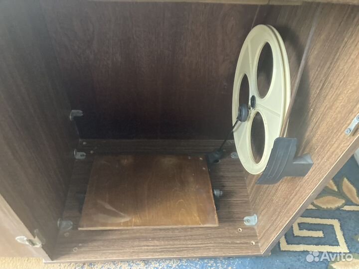 Швейная машинка подольская ножная с тумбой