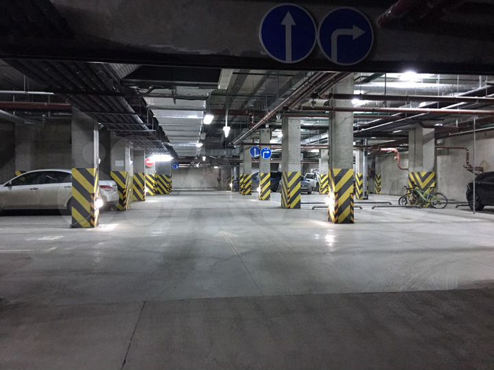 Машиноместо, 14 м²