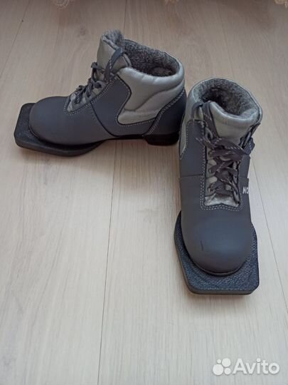 Лыжный детский комплект