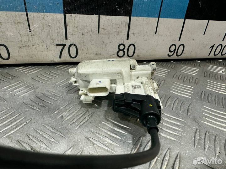 Б/У Электродоводчик двери задней левой W222#001