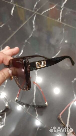 Солнцезащитные очки женские