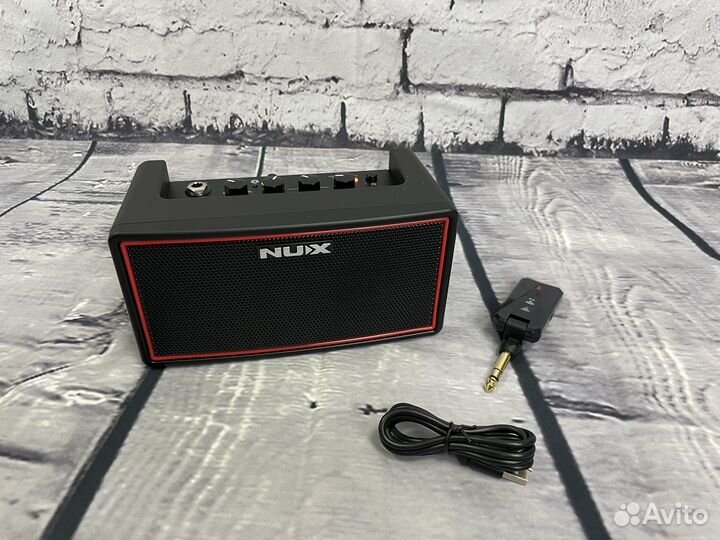 Гитарный комбоусилитель Nux Mighty Air