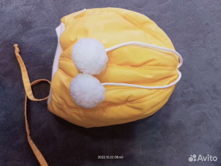 Шапочка новая зимняя болоньевая