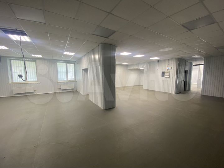 Помещение с ремонтом (213 м²)