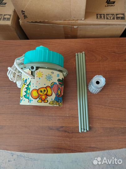 Вертушки елочная