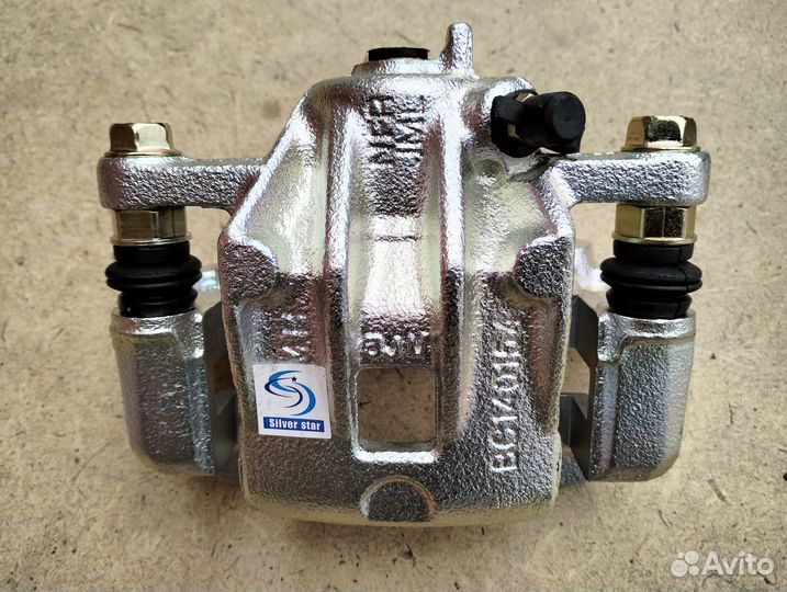 Суппорт задний правый Sonata V NF, KIA Magentis II