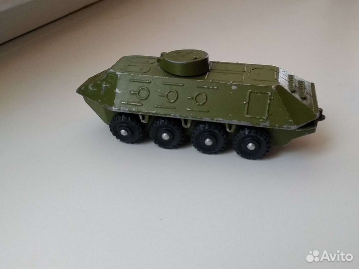 Игрушка бтр СССР