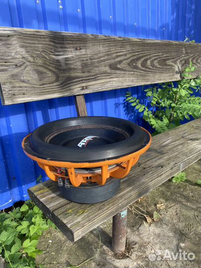 Сабвуфер aria