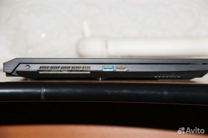 Msi katana gf76 11 UE-270XRU