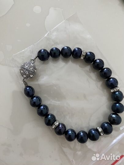 Браслет на магните из жемчуга