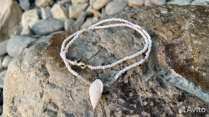 Украшение из бисера пляжное