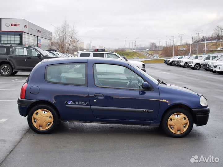 Renault Clio 1.4 AT, 2000, 250 000 км