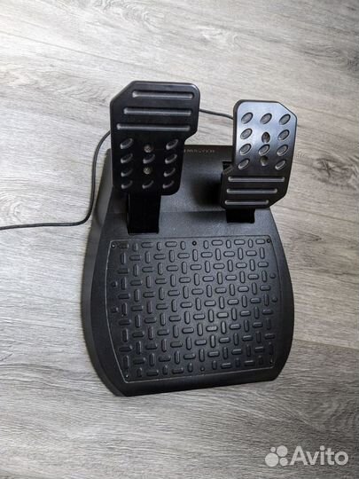 Игровой руль ThrustMaster t150