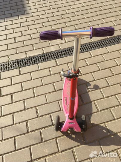 Самокат Maxi Micro