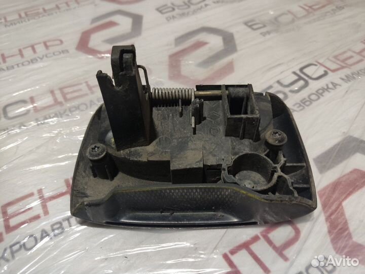 Ручка двери сдвижной правой Рено Канго 97-07г