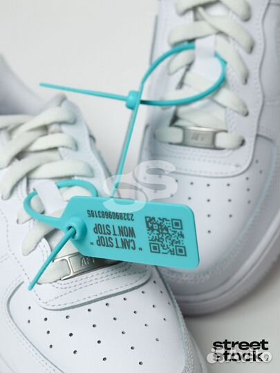 Кроссовки Nike Air Force 1 Low LE White