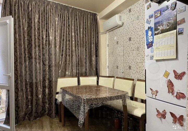 2-к. квартира, 68 м², 2/4 эт.