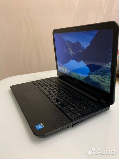 Ноутбук dell inspiron 3521