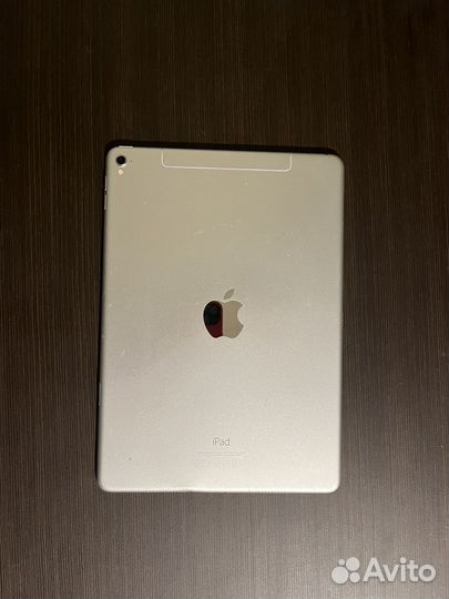 Apple iPad Pro 9,7