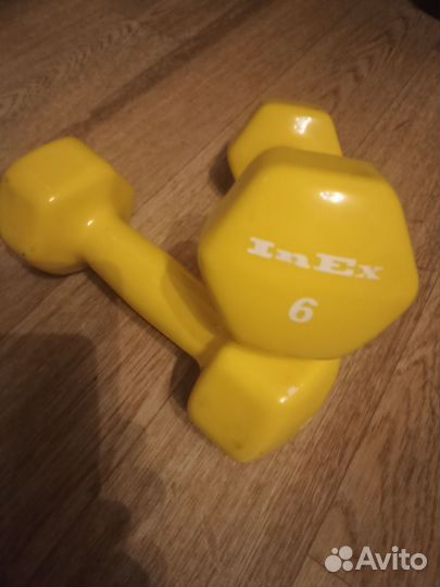 Гантели 6 и 4кг