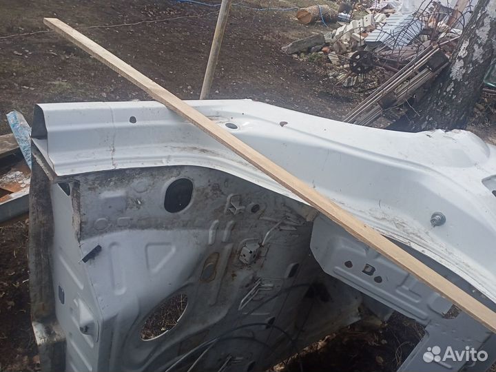 Четверть задняя левая Рено Логан 2015г