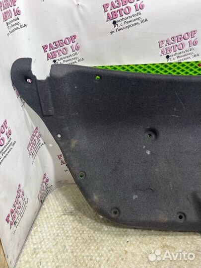 Обшивка крышки багажника Geely Emgrand Ec7