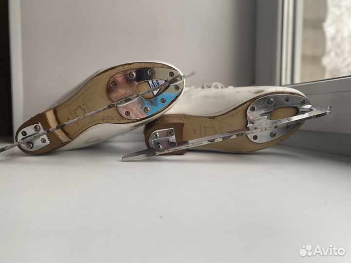 Профессиональные фигурные коньки risport