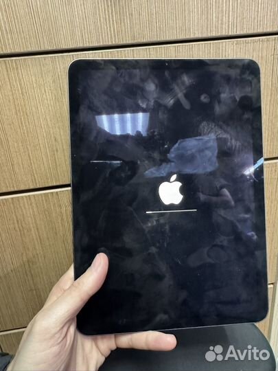iPad air 4 64gb. На запчасти