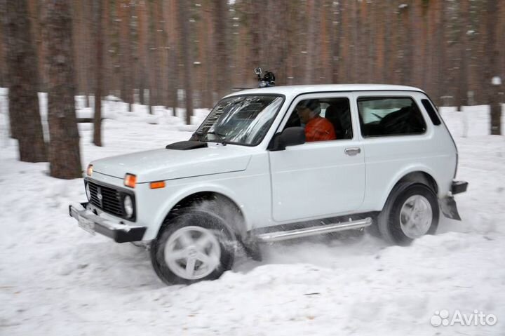 Пороги Нива 2121 с алюм. площадкой