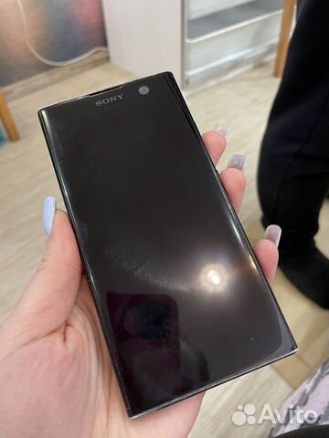 Телефон Sony XA2