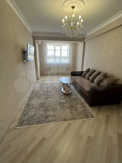 2-к. квартира, 70 м², 6/9 эт.