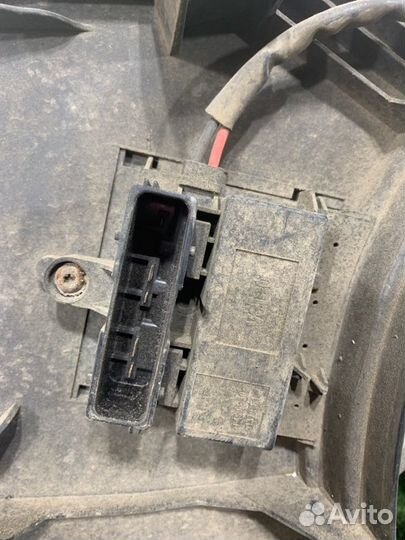 Вентилятор охлаждения радиатора Opel Vectra седан