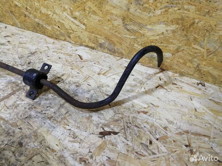 Стабилизатор задний Chrysler 300C 2007