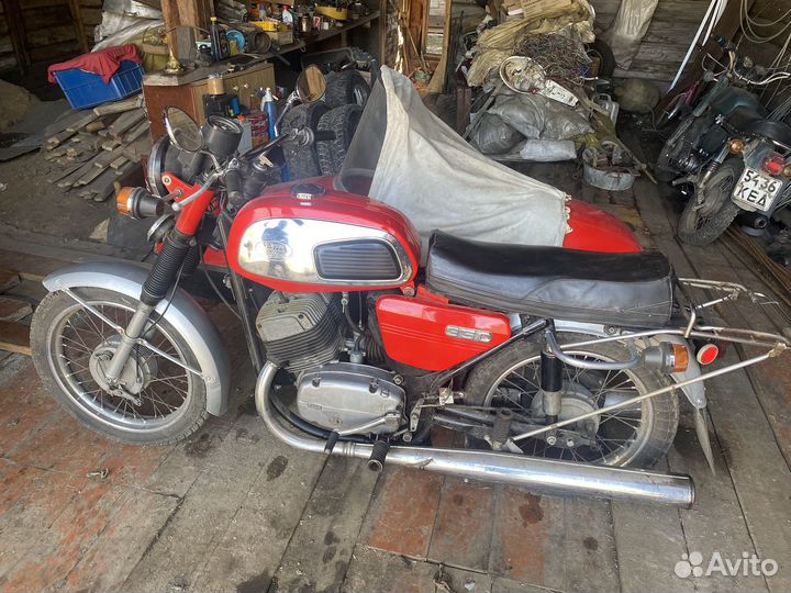 Мотоцикл jawa