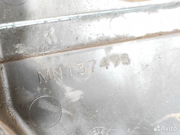 Кожух ремня грм Mitsubishi Lancer 9